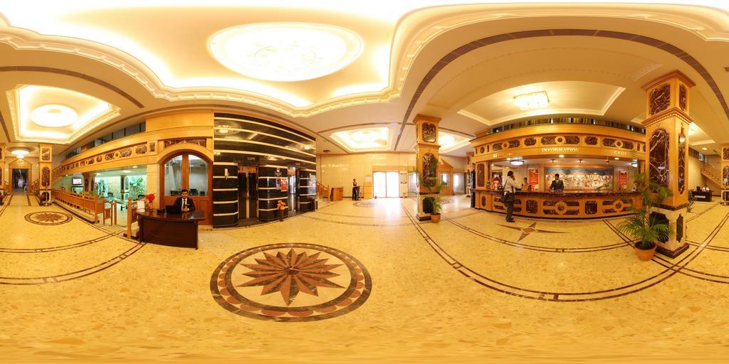 Femina Hotel Tiruchirappalli Exterior foto